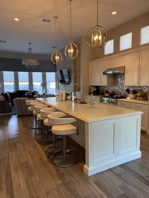 Deep cleaned kitchen in a Greater Chicago home